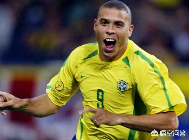 巅峰时期的大罗,小罗,C罗,梅西,齐祖,按照实力怎