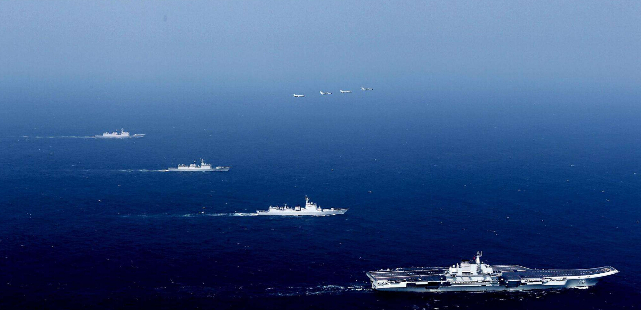 055大驱首舰新变化拖船随时待命一细节或表明海试在即