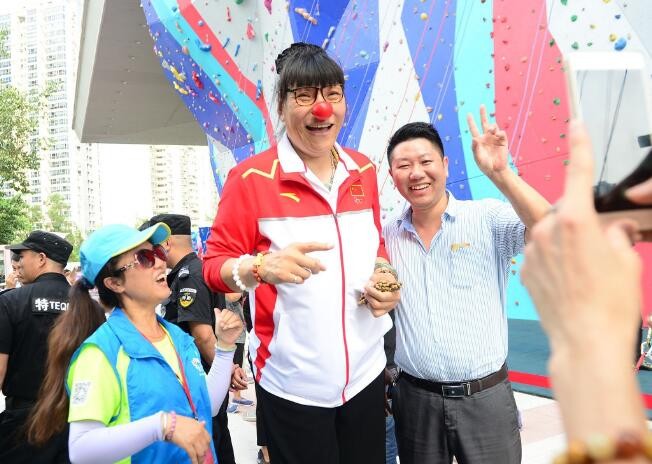 43岁时成家,婚后不敢生孩子|郑海霞|徐庆华|身高_新浪新闻