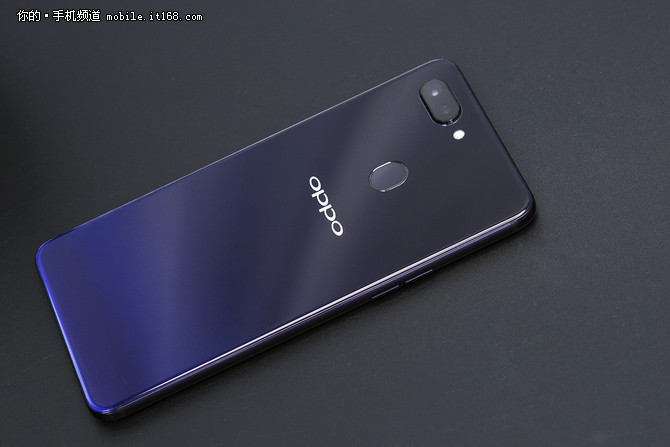oppo r15评测:这一次从外到里都是全新体验