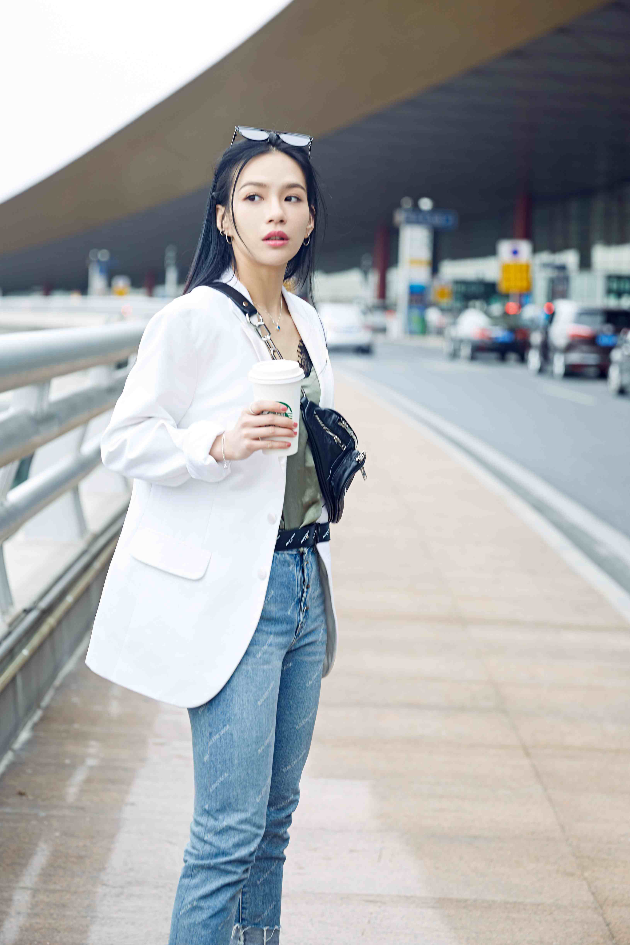 nikki陈妍臻碾压《这!就是街舞》其他选手 她的时尚感太棒了