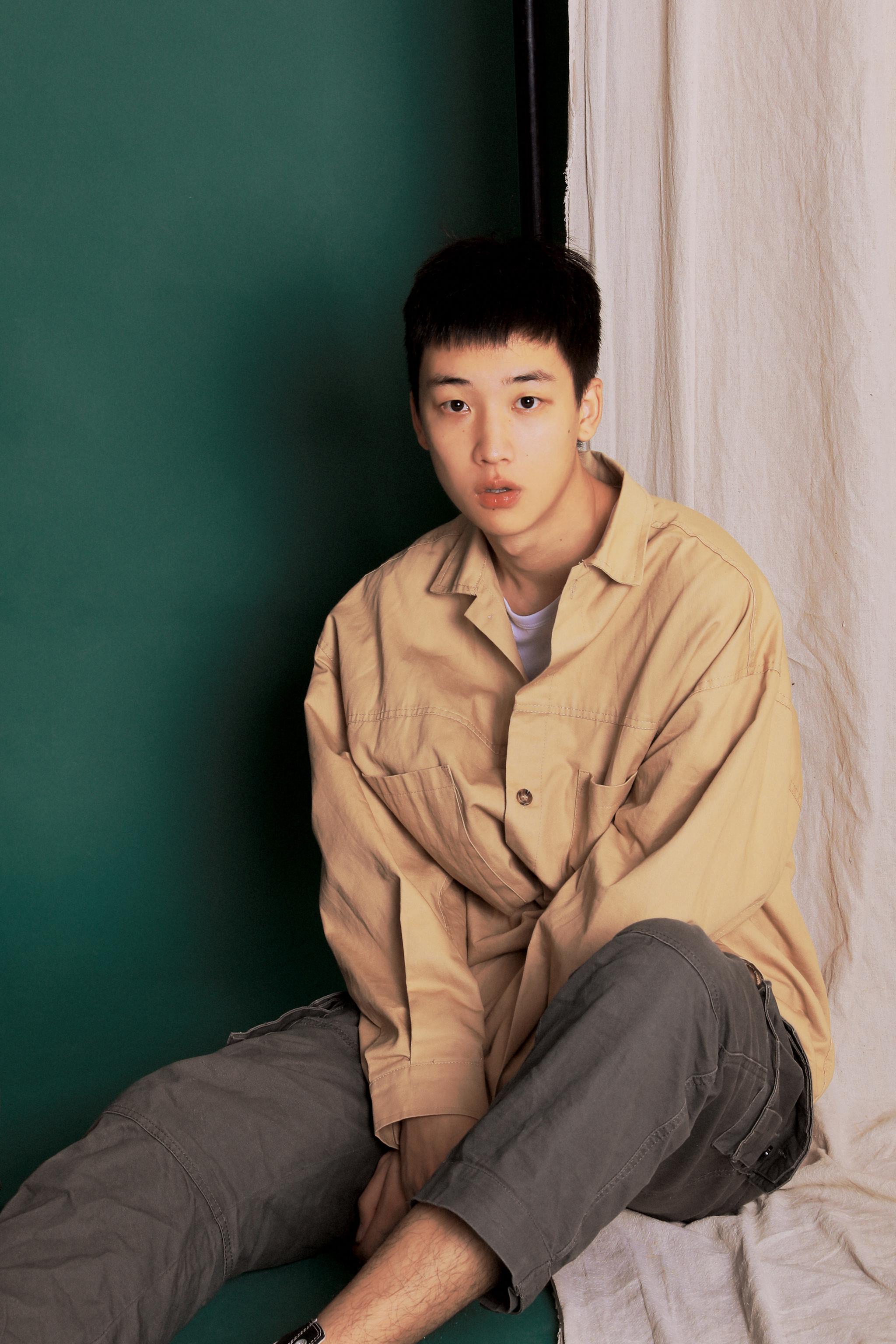 不闹腾的吴泽林同学了解一下model:泽林哈哈哈哈栗子姥姥