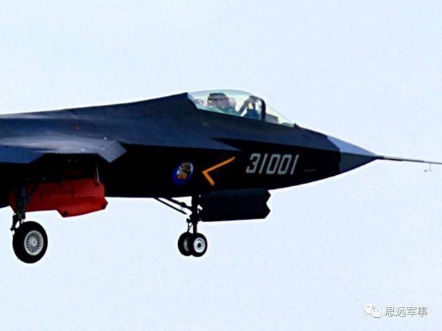 中国歼31卖不出去?巴铁竟也没买,但俄罗斯却说