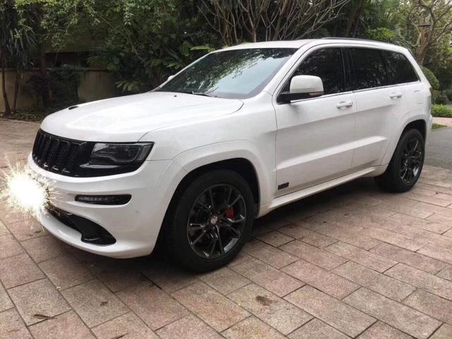 堪称全球最强大切诺基jeep srt-6.4sc限量版,仅售30万,超值的
