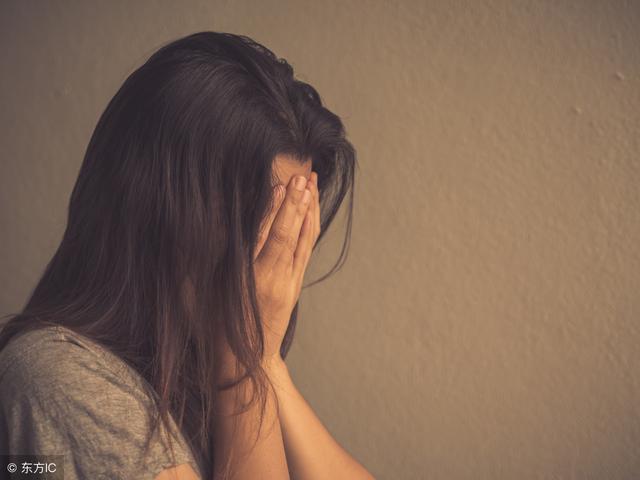 单恋一个人的说说心情,句句伤感,想念却不敢打扰