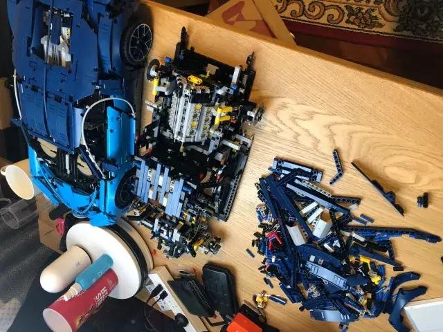 价格相差10倍!乐拼与乐高有什么区别?350元拥有布加迪凯龙