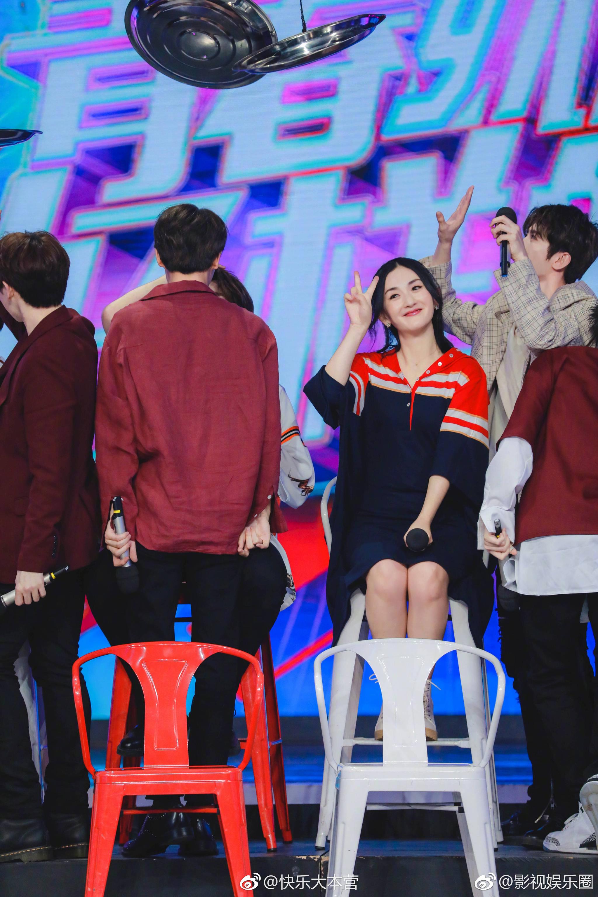 蔡徐坤拜谢娜为师 七年前立下要拜谢娜为师的flag将在本周六快本成为