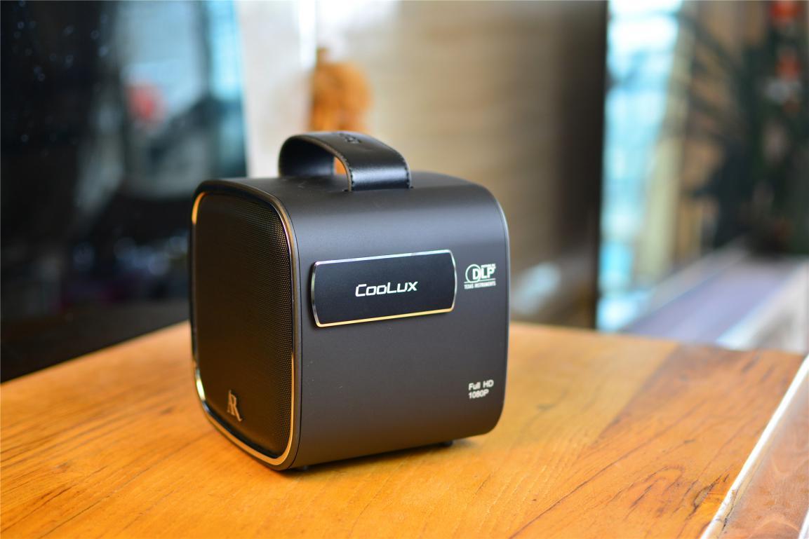 酷乐视r4s体验:看电影不一定到电影院!家中自带120寸大屏