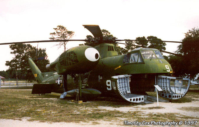 看了 的介绍ch37重型直升机的微博,心血来潮找找所说的呆萌涂装