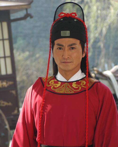 58岁何家劲近照: 帅气十足身价上亿, 与前女友相约60岁结婚