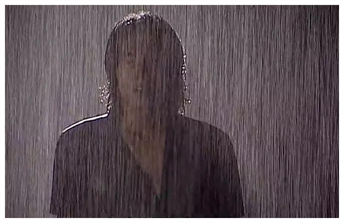 雨好大单身狗泪如雨下