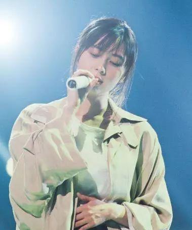 坂井泉水丨被她的颜值折服,更被才华折服