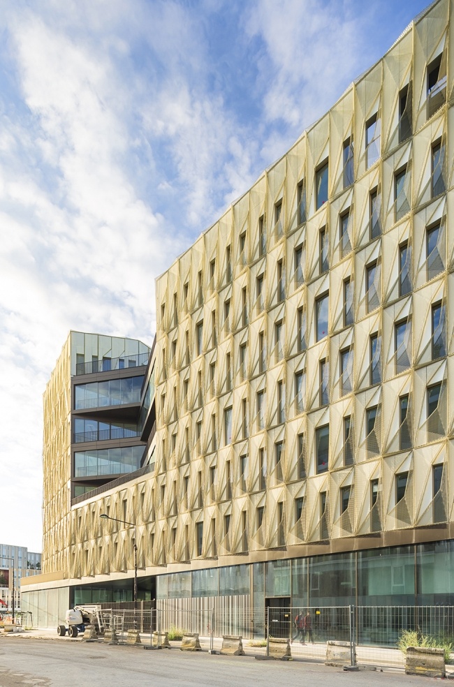 巴黎coruscant办公大楼,兼具视觉与环保效果的建筑立面设计.