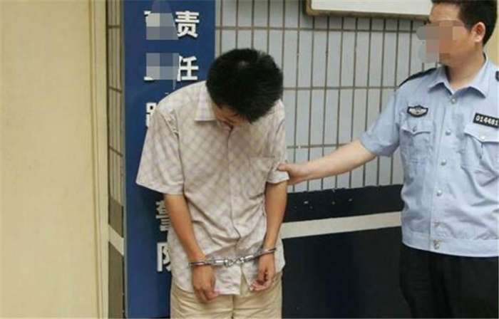 儿子被拐走,5年后儿子回来认亲,妈妈却偷偷报警抓儿子