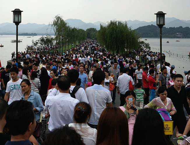 国庆最拥挤的10个景点,去旅游只有人挤人,今年你还去吗?