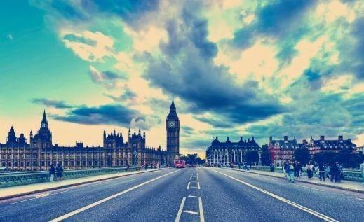 补录!60000 学生通过clearing被英国本科录取!