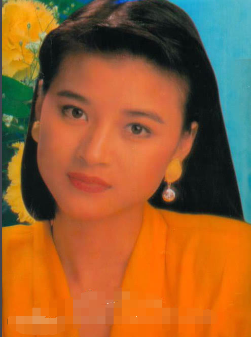 他把第一任妻子毁容,之后家暴再婚妻子,最后得到报应!