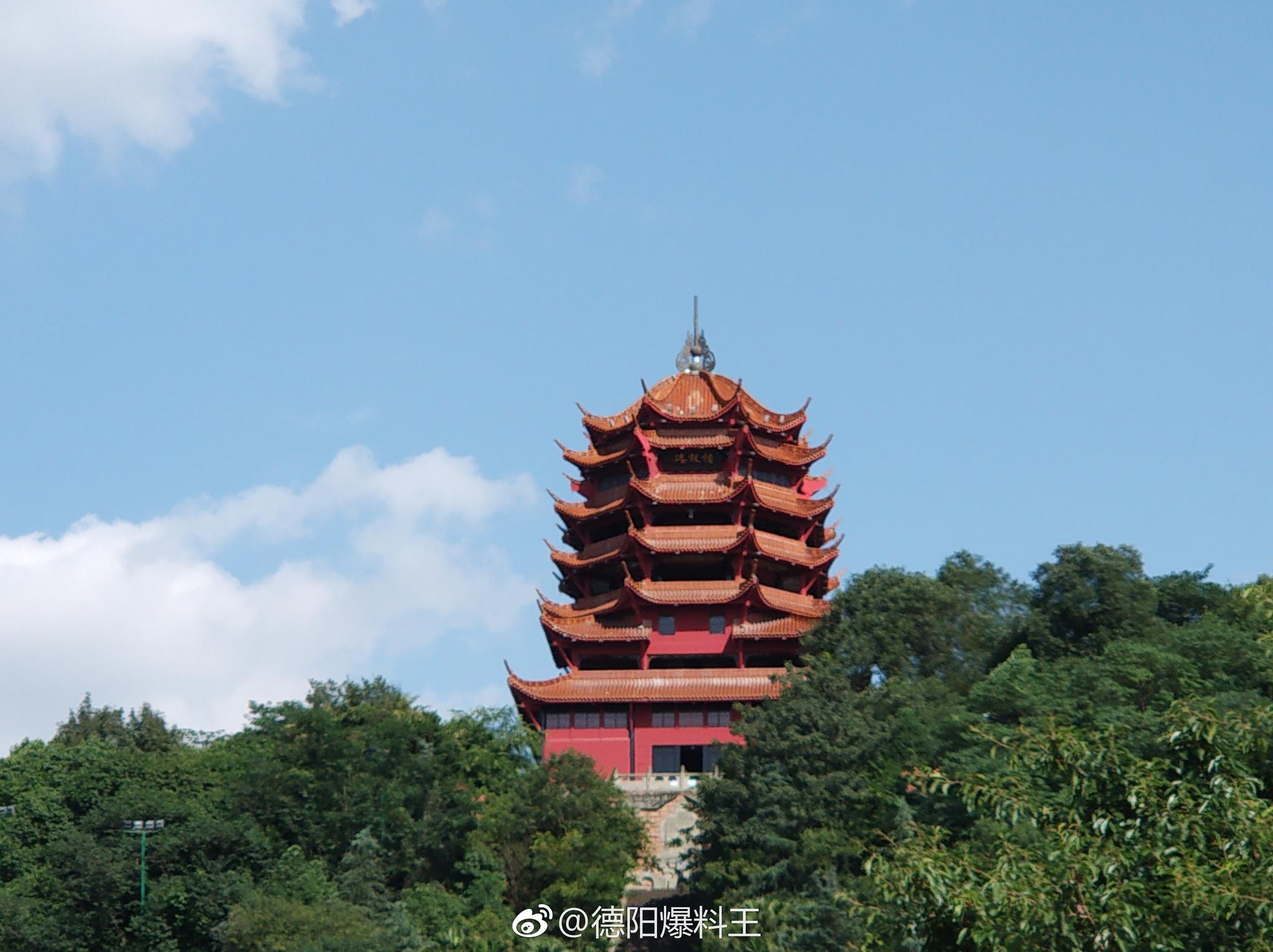 今日份钟鼓楼,天气给力