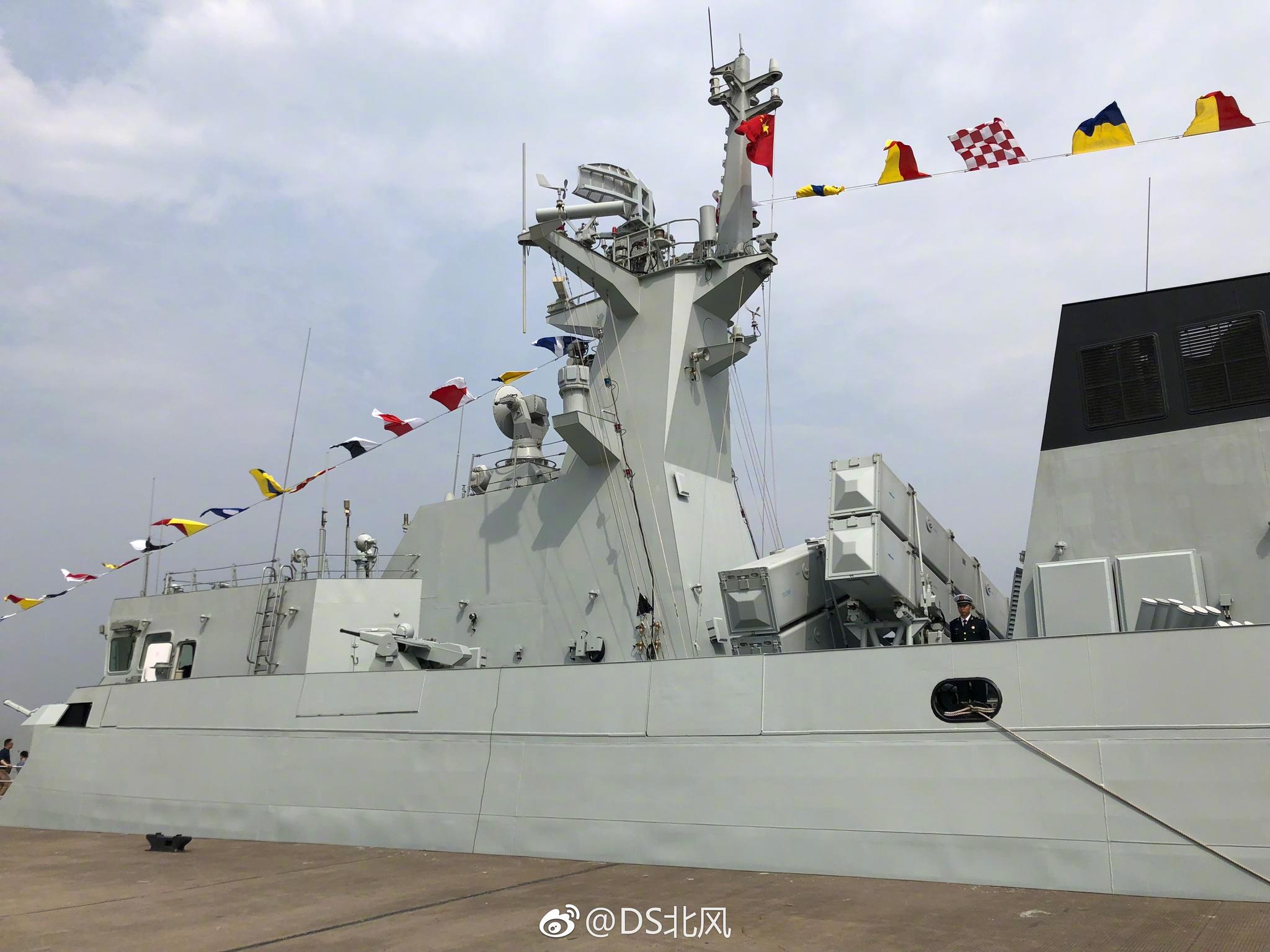 参观056轻型护卫舰511保定舰图集一(照片作者授权发表)