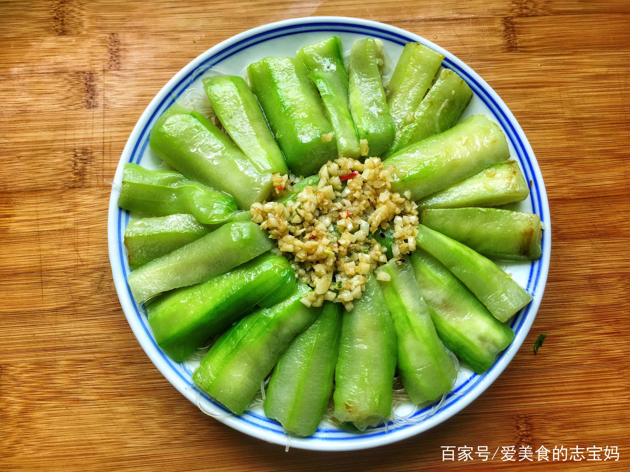 这菜我家都是炒着吃,自从学会这种做法后,两天不吃馋得慌