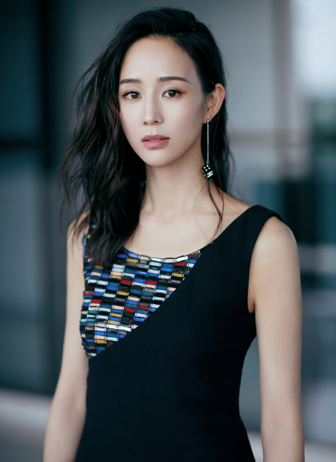 《我就是演员》最美的两位选手大家闺秀韩雪,气质女神张钧甯!
