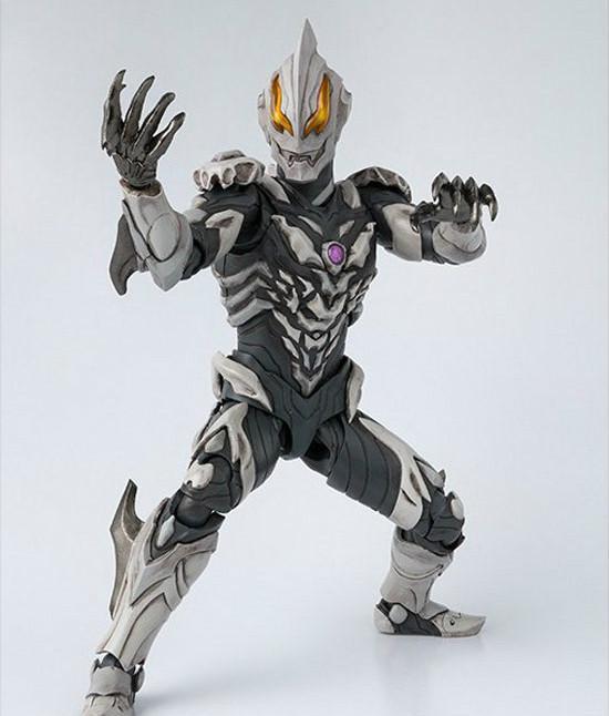 奥特曼这位假面骑士长得最像极恶贝利亚你能叫出他名字吗