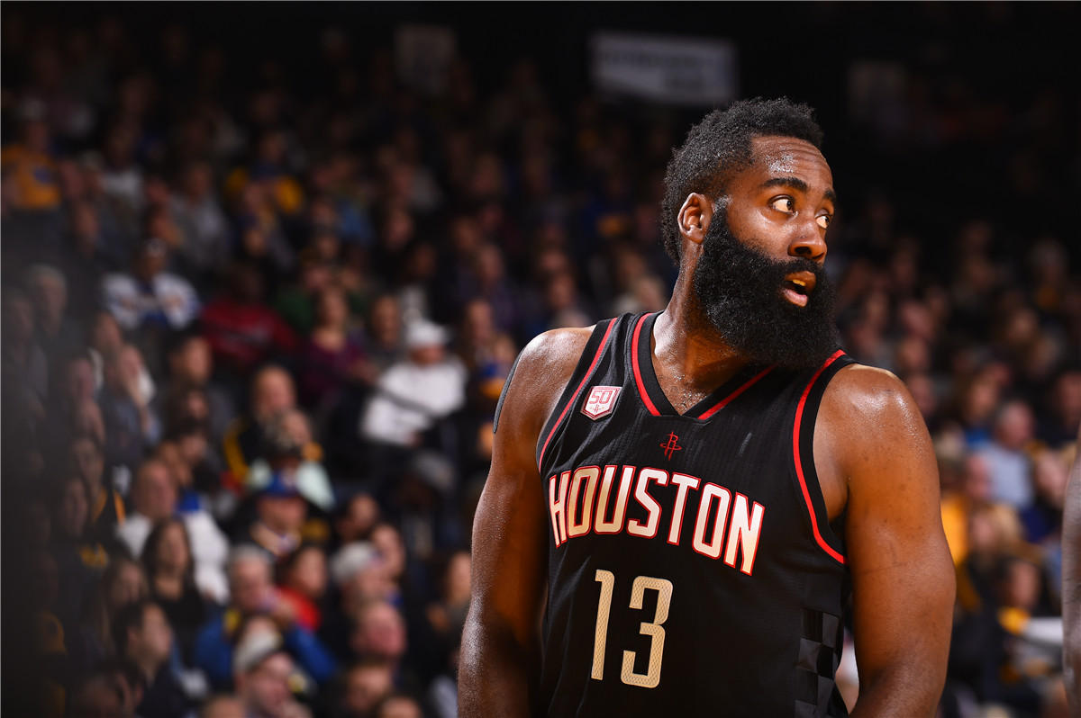 哈登近四年三获mvp票选前五,但詹姆斯这一成就是他的四倍还多