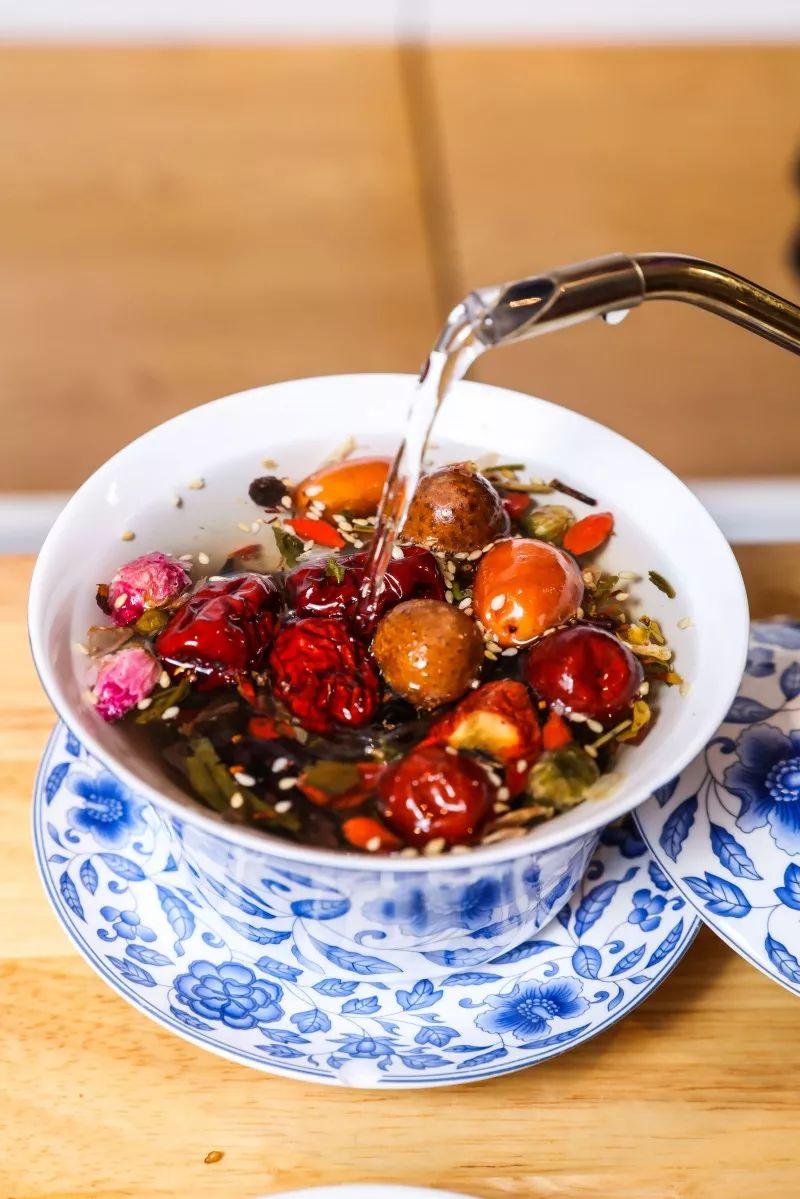 所以,点餐之前先泡壶茶!