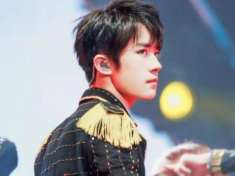 易烊千玺和周冬雨拍摄《少年的你》,没有吻替,亲自上阵!