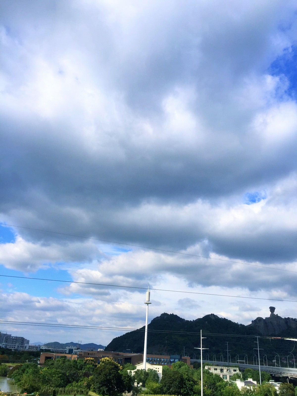 墨色的云也很美(原创摄影)