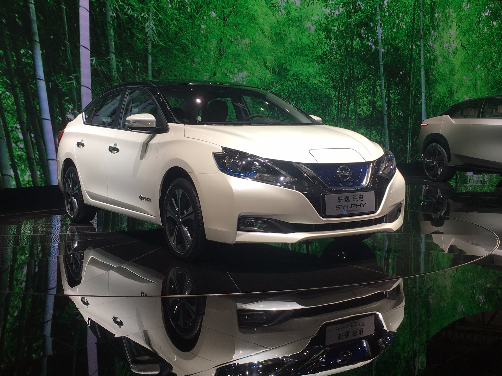 轩逸纯电车型北京车展首发续航338km年内上市