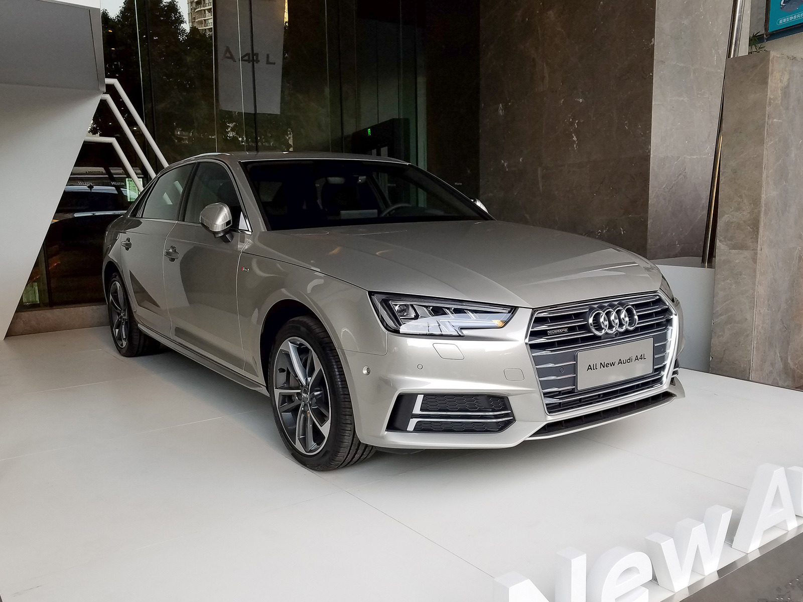 豪华b级车销量冠军的奥迪a4l,毛病还不少