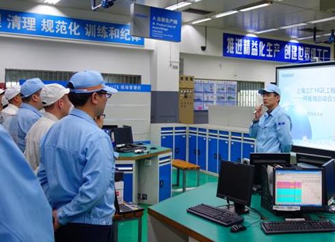 新员工入职7天,跟老板提了建议,老板笑着接纳