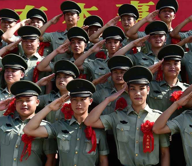 军人退伍后可以行军礼吗?没规定不可以,但是一定要有军心!