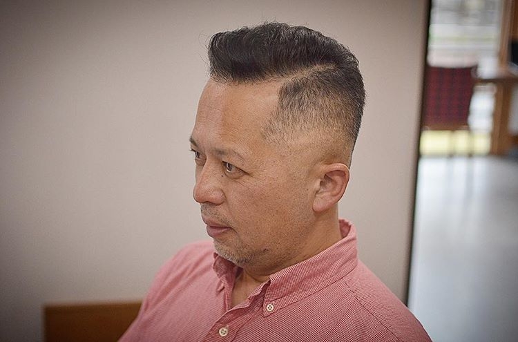 中年男士发型这样剪干净利索又帅气