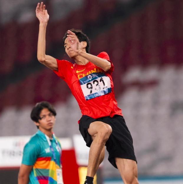 王宇跳高夺冠韩国不服!淘汰后肆意庆祝,干扰中国选手创最佳成绩