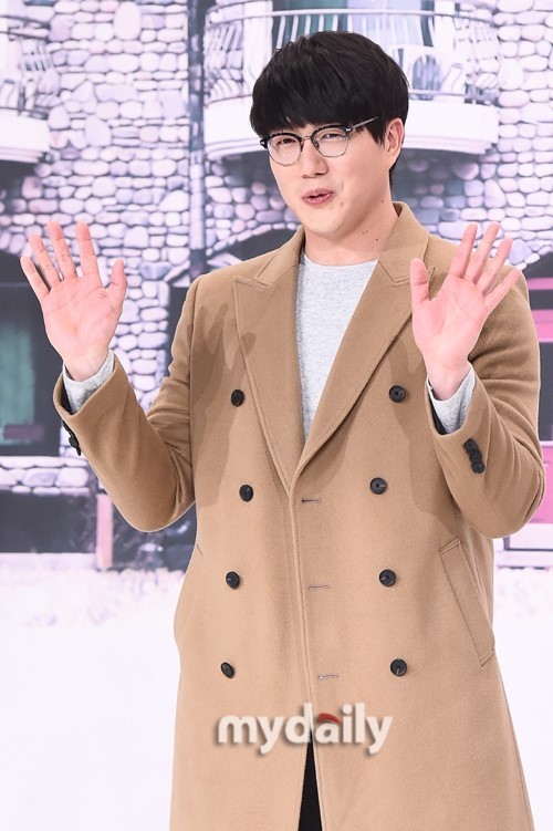 韩国歌手成始璄客串出演人气日剧《孤独的美食家》