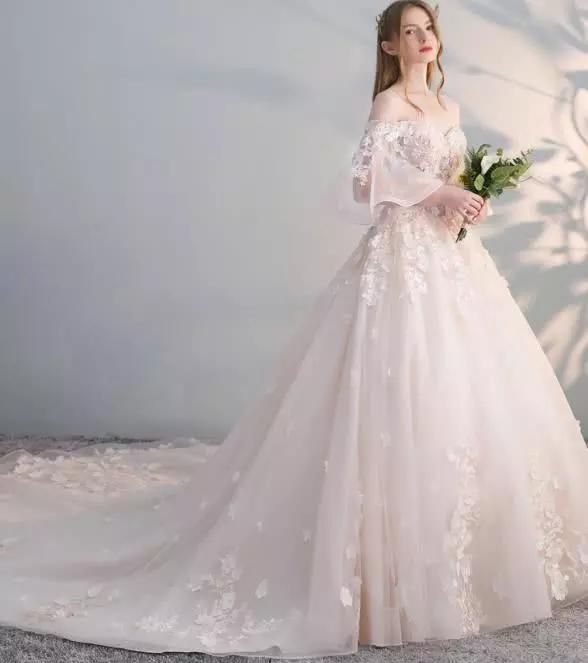 趣味测试选一套最好看的婚纱测你在异性眼中是哪种人