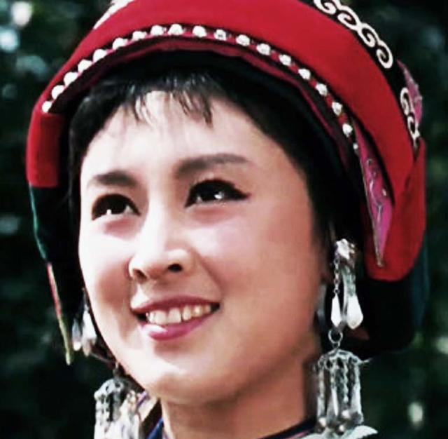 两部电影一代美神杨丽坤五朵金花阿诗玛永不磨灭的经典