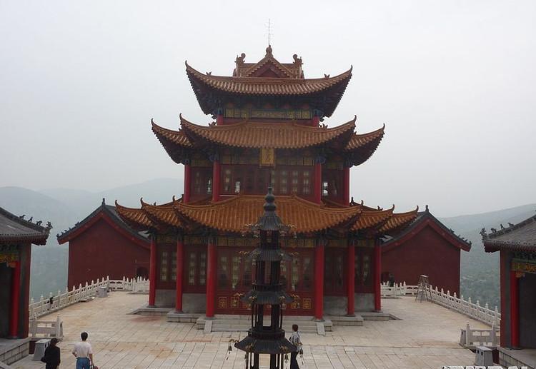 中国七大悬空寺之河南省鹤壁市淇县朝阳寺