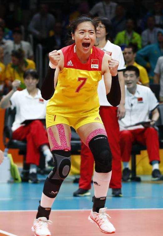 30岁魏秋月近照!退役后路不能常走,如今做手术需休养5周