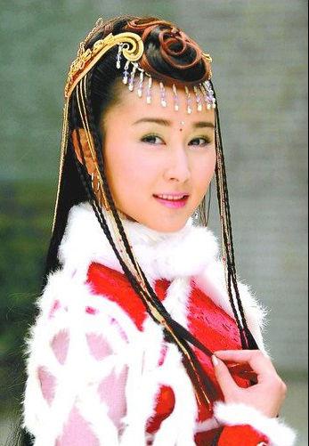 笑红颜胡静近况 复出拍剧遭老公反对泪洒当场