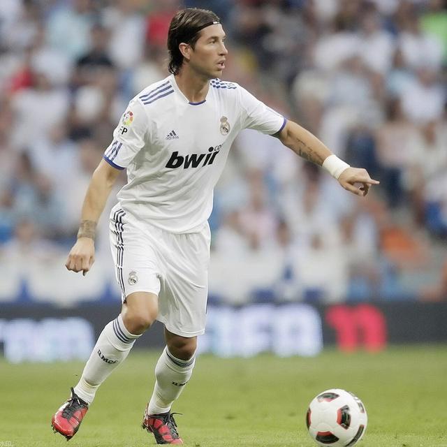 中坚,伯纳乌铁血战士,红牌和机遇兼得|伯纳乌|铁血战士|拉莫斯_新浪网