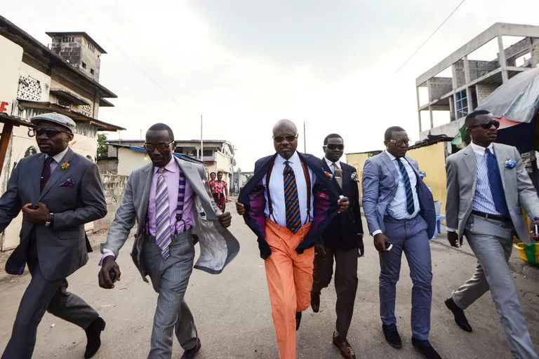 sape"或"萨普协会")"氛围营造者和雅士协会"他们是来自非洲刚果的这群