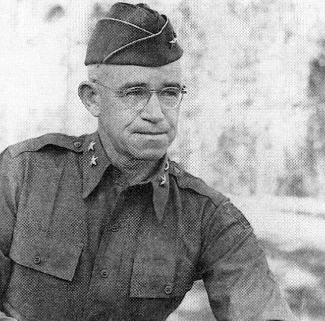 这是美国最低调的五星上将,巴顿当他的手下心服口服