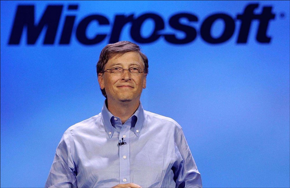 前世界首富比尔·盖茨人生第一张名片曝光:20岁就担任微软总裁