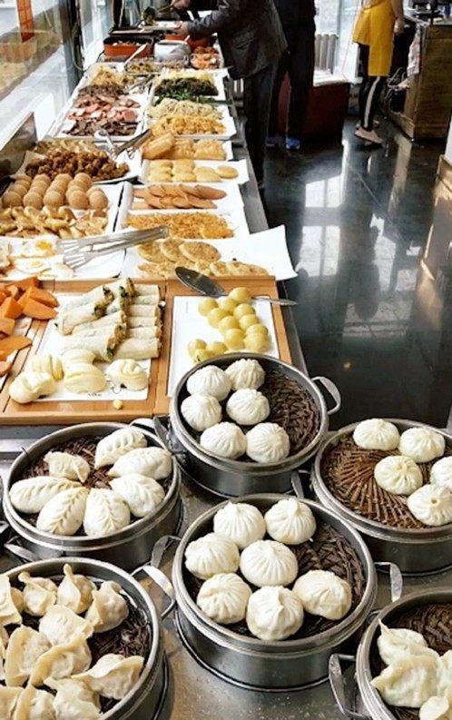 13元一位的自助早餐,感觉随便吃都能回本,网友:店不会亏吗?