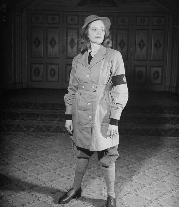 旧影读史·烽火巾帼——二战女性军服