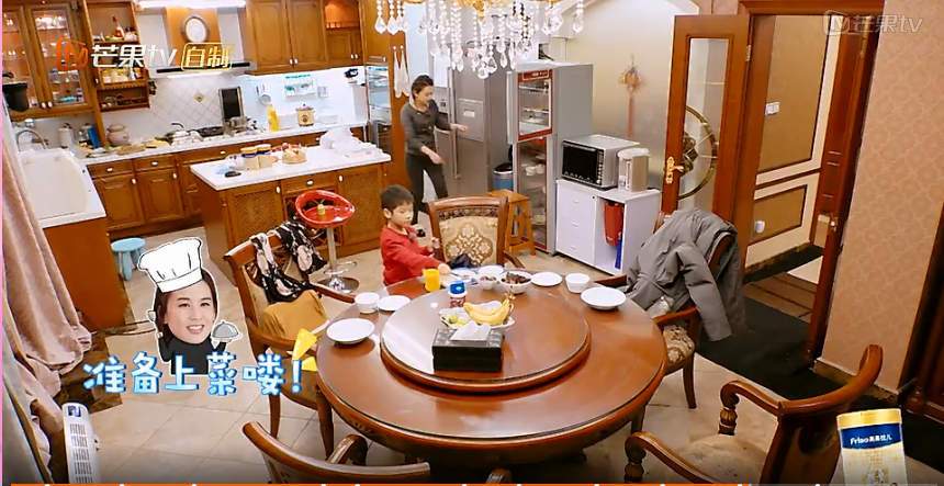 安迪生活得像王子黄圣依的妈妈却吐槽杨子家环境奇特