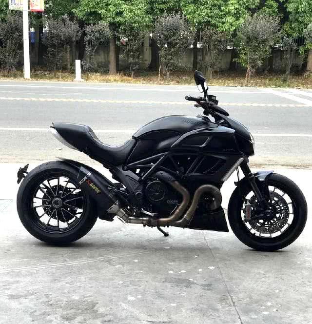 骑手进阶:徘徊在哈雷川崎杜卡迪!谈一谈最后的选择杜卡迪大魔鬼